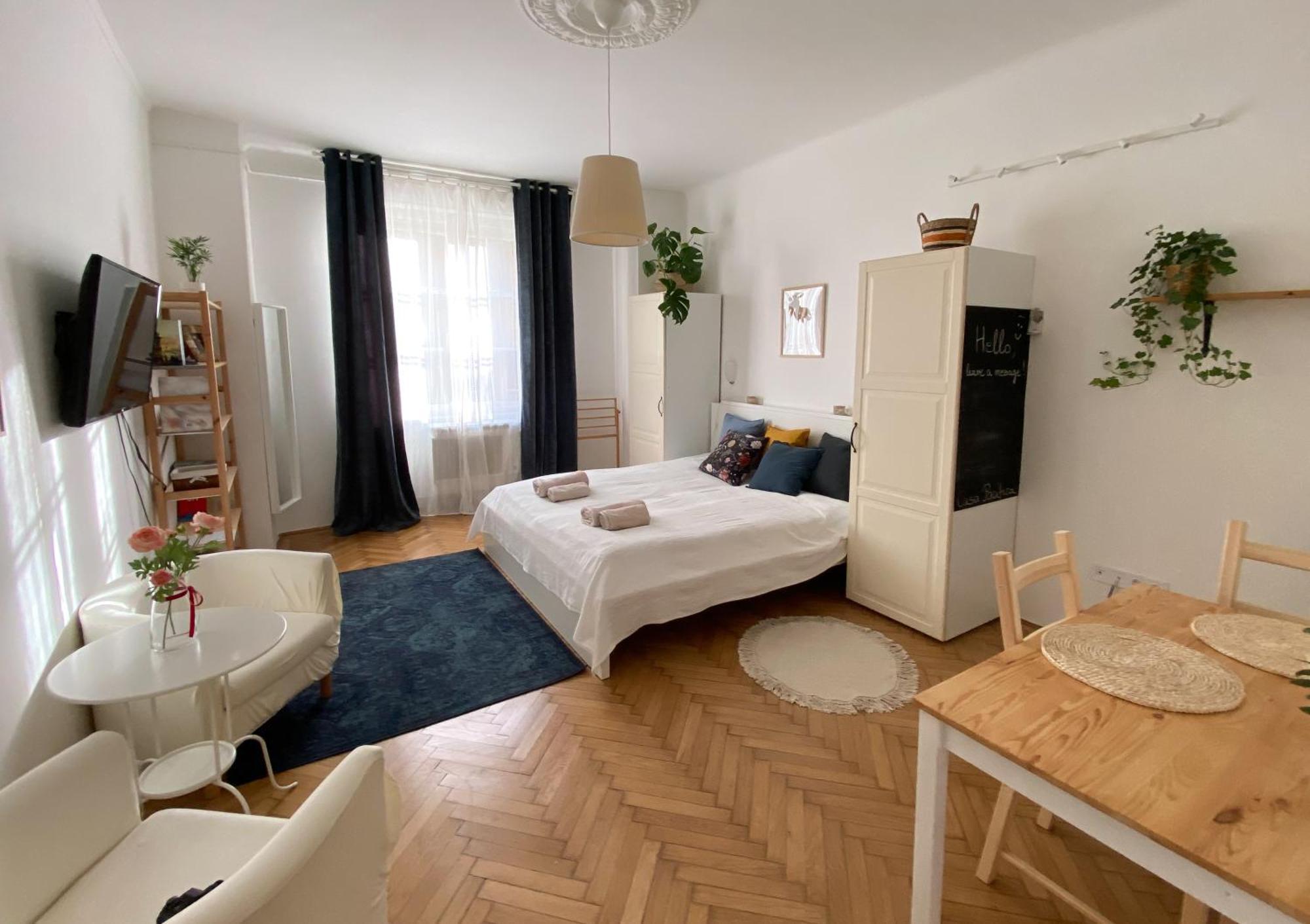 Quiet Apartment Near Buda Castle Будапеща Екстериор снимка